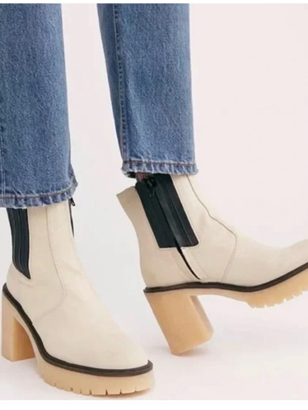 Free People Women White James Chelsea Boot Chunky Heel Size 8 / 38